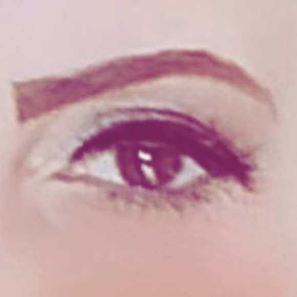 Meet your Posher, Edna - Picture 1 of 1